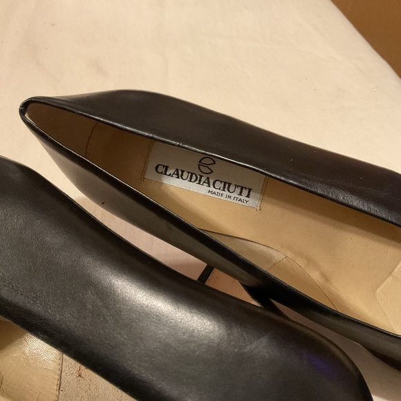 Claudia Ciuti Vintage Elegant Black Leather Pumps Size 9.5 M - Picture 8 of 8